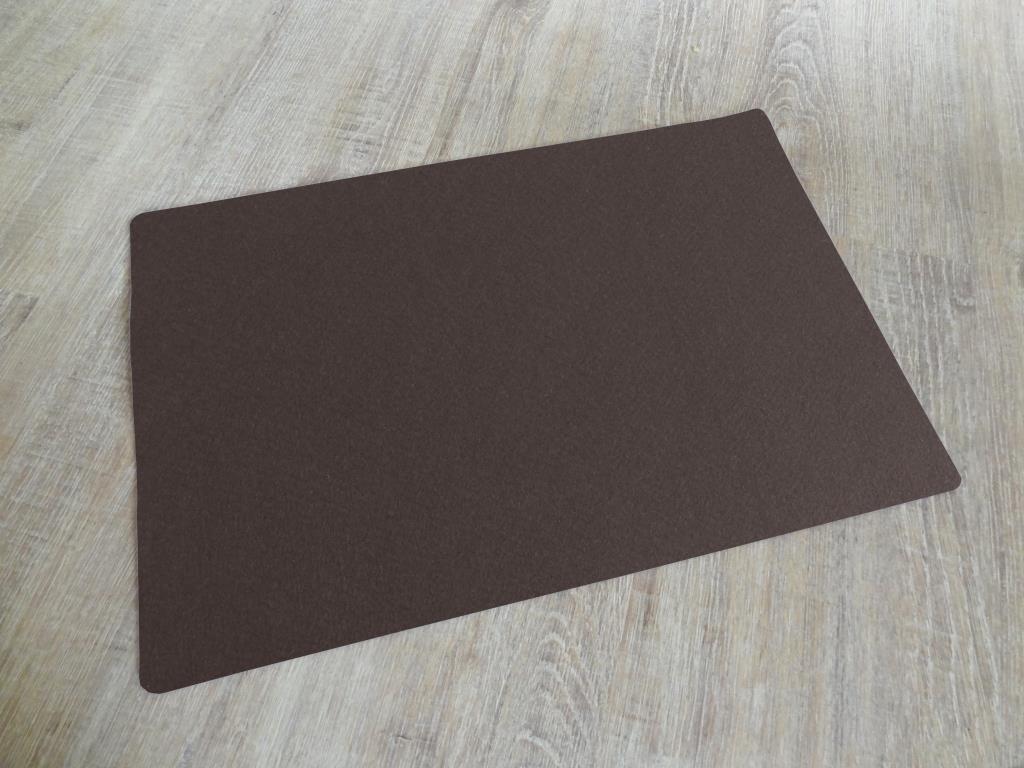 Placemats 30x45 cm in a set of 8 without round glass coasters, mocca