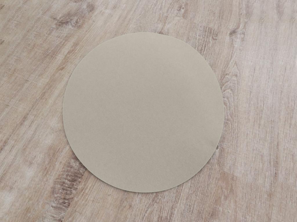 Placemats round in a set of 8 with matching round glass coasters, beige