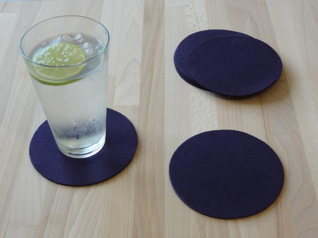 Placemats square 38x38 cm in a set of 8 with matching round glass coasters, purple